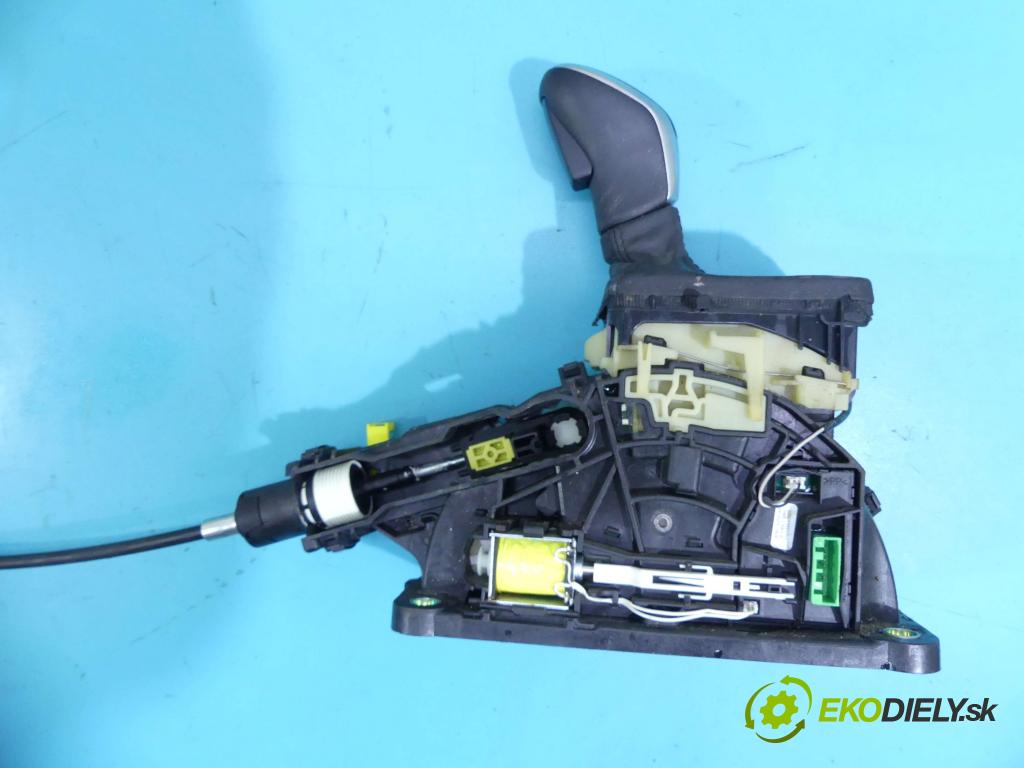 Volvo XC60 I 2008-2017 2.4d 181KM automatic 133 kW 2400 cm3 5- Páka: Změny: stupeň,rýchlosť 31367685 (Rýchlostné páky / kulisy)