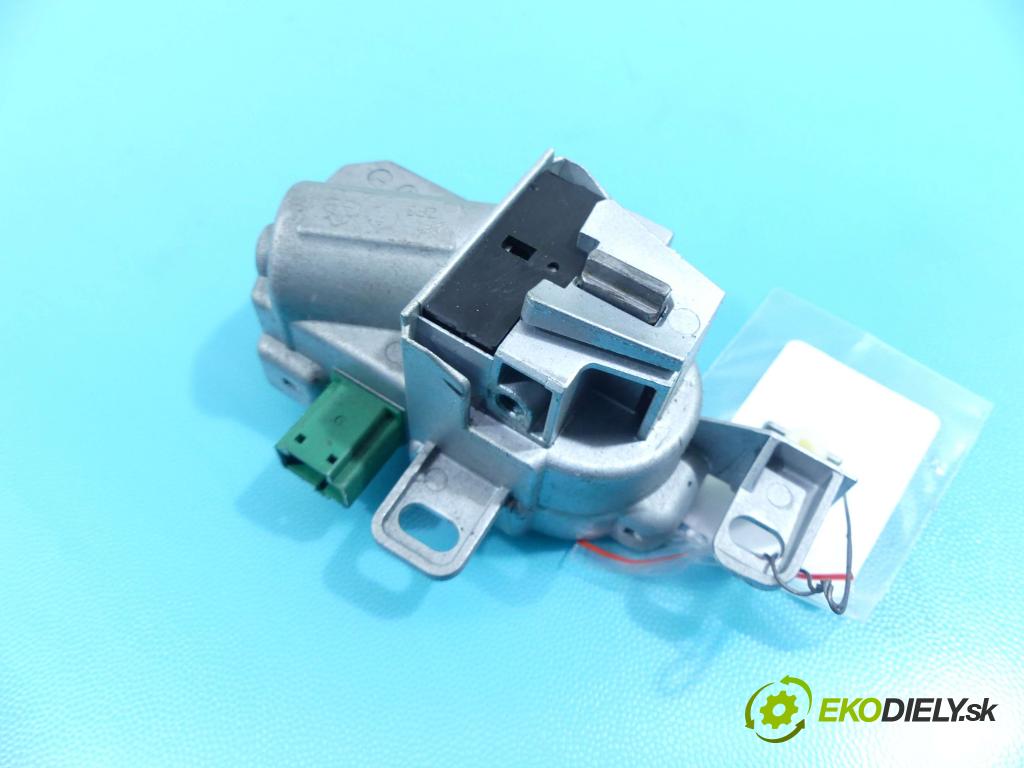 Volvo XC60 I 2008-2017 2.4d 181KM automatic 133 kW 2400 cm3 5- Blokáda: řízení: P31340734 (Ostatné)