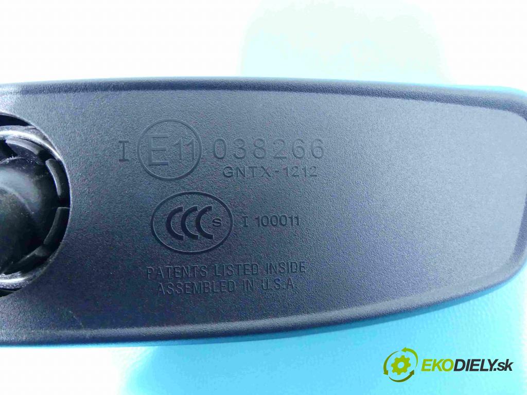 Volvo XC60 I 2008-2017 2.4d 181KM automatic 133 kW 2400 cm3 5- zpětné zrcátko vnitřní  (Světla vnitřní)