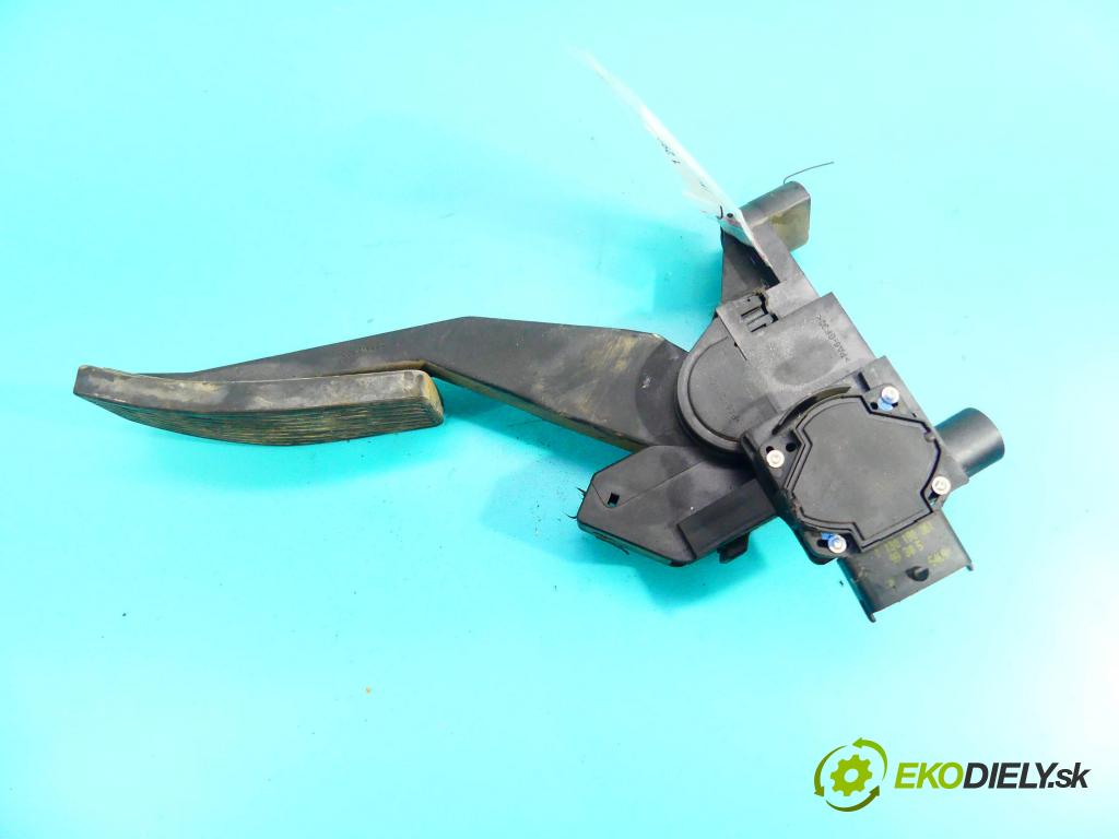 Opel Astra II 1998-2009 2.0 dti 101 HP manual 74 kW 1995 cm3 5- pedále 0281002278 (Pedále)