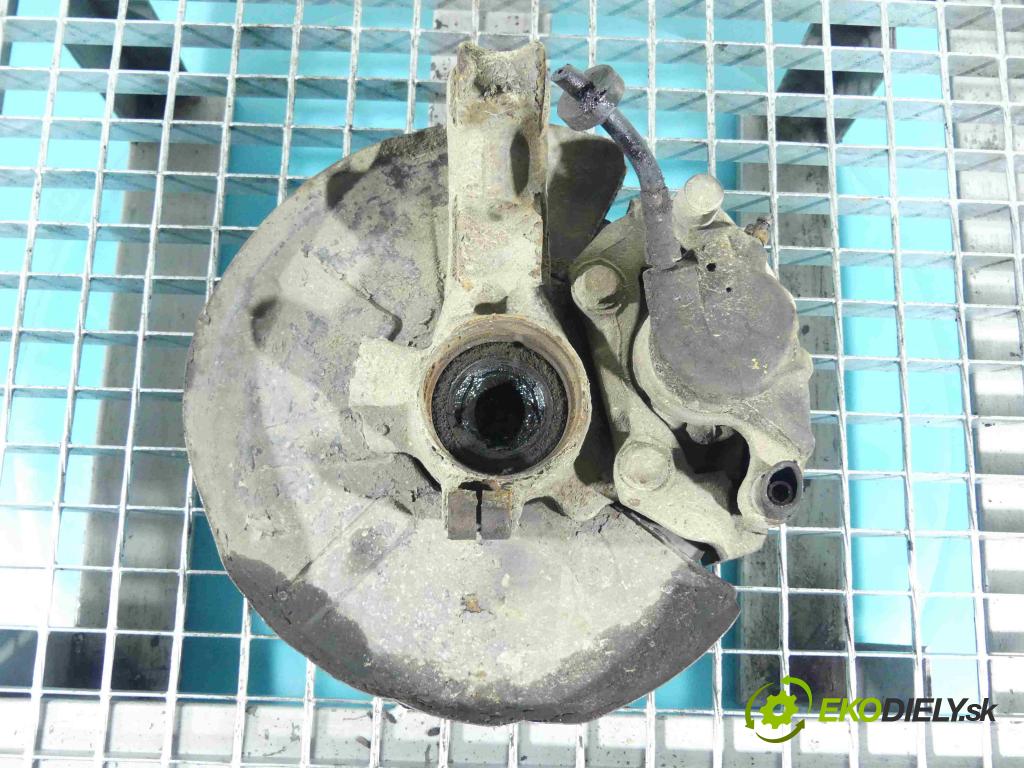 Audi 80 B3 1986-1991 2.0 113 HP manual 83 kW 1964 cm3 4- náboj pravé  (Náboje)