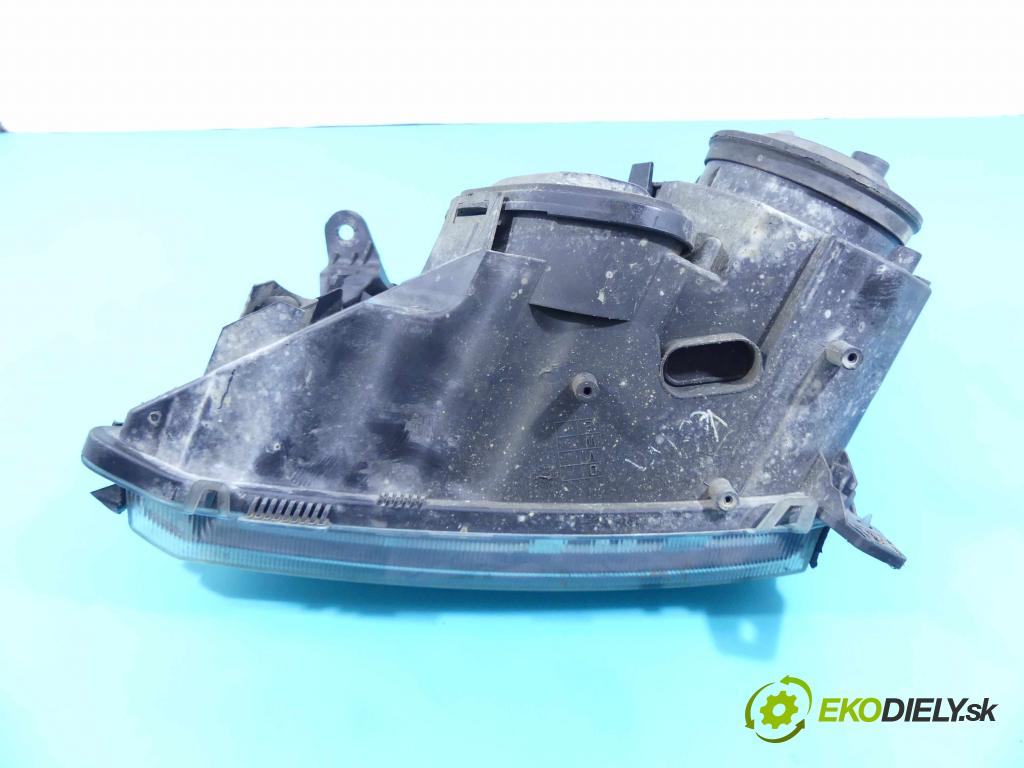 Opel Vectra C 2002-2008 2.0 dti 101 HP manual 74 kW 1994 cm3 5- Reflektor: pravý  (Pravé)