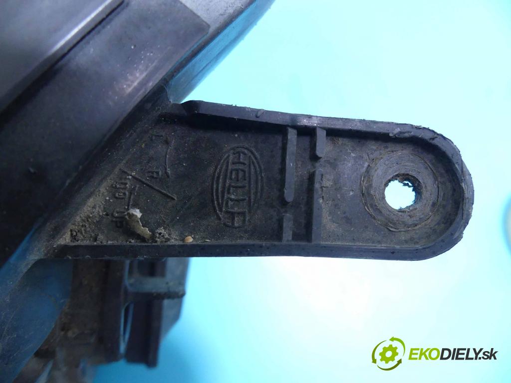 Opel Vectra C 2002-2008 2.0 dti 101 HP manual 74 kW 1994 cm3 5- Reflektor: pravý  (Pravé)