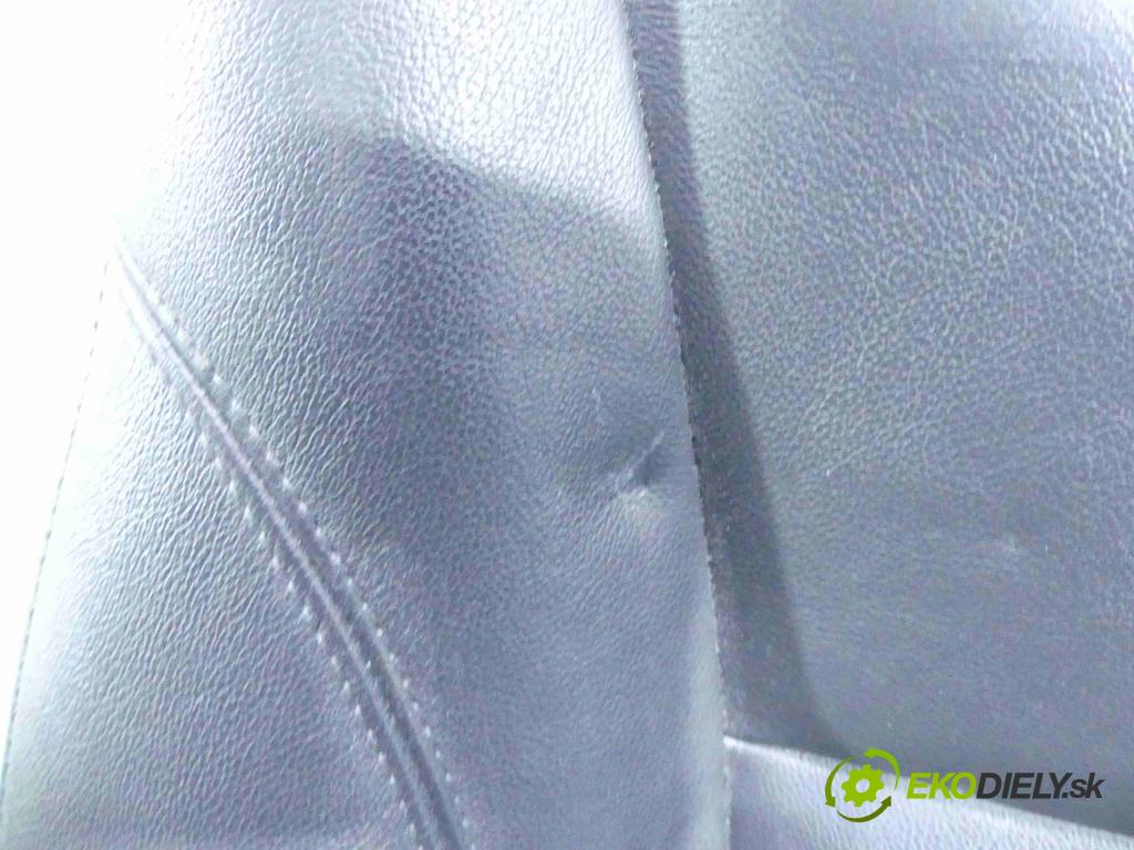 Volvo XC60 I 2008-2017 2.4d 181KM automatic 133 kW 2400 cm3 5- Sedačka pravý  (Sedačky, sedadlá)