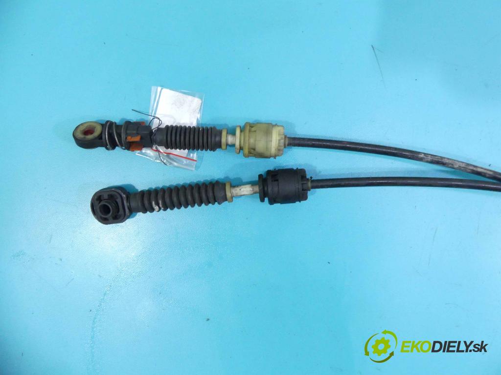 Volvo S40 II 2004-2012 2.5 T5 230 HP manual 169 kW 2521 cm3 4- Páka: Změny: stupeň,rýchlosť 30759419 (Rýchlostné páky / kulisy)