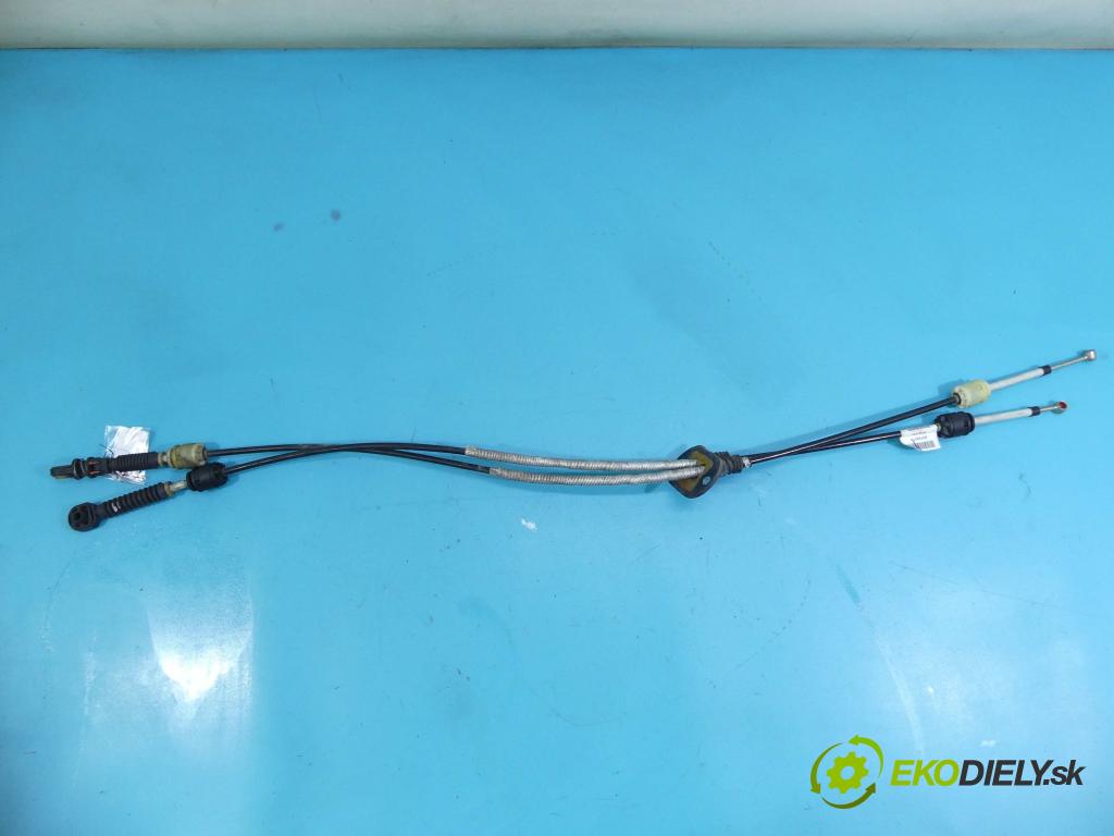 Volvo S40 II 2004-2012 2.5 T5 230 HP manual 169 kW 2521 cm3 4- Páka: Změny: stupeň,rýchlosť 30759419 (Rýchlostné páky / kulisy)