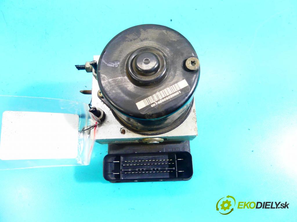 Volvo S40 II 2004-2012 2.5 T5 230 HP manual 169 kW 2521 cm3 4- čerpadlo abs 30714770 (Pumpy ABS)