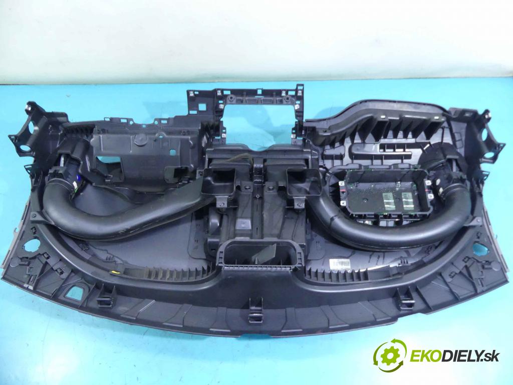 Renault Kangoo II 2008- 1.5 dci 86 HP manual 63 kW 1461 cm3 5- kokpit,pristrojová doska rozdeľovacia 8200964578