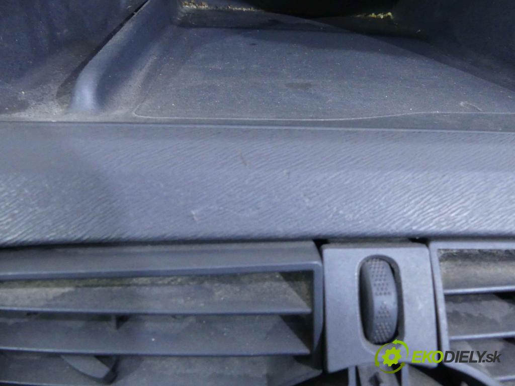 Renault Kangoo II 2008- 1.5 dci 86 HP manual 63 kW 1461 cm3 5- kokpit,pristrojová doska rozdeľovacia 8200964578