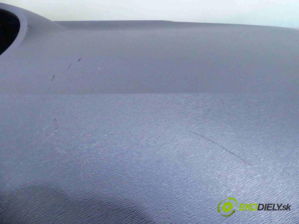 Renault Kangoo II 2008- 1.5 dci 86 HP manual 63 kW 1461 cm3 5- kokpit,pristrojová doska rozdeľovacia 8200964578
