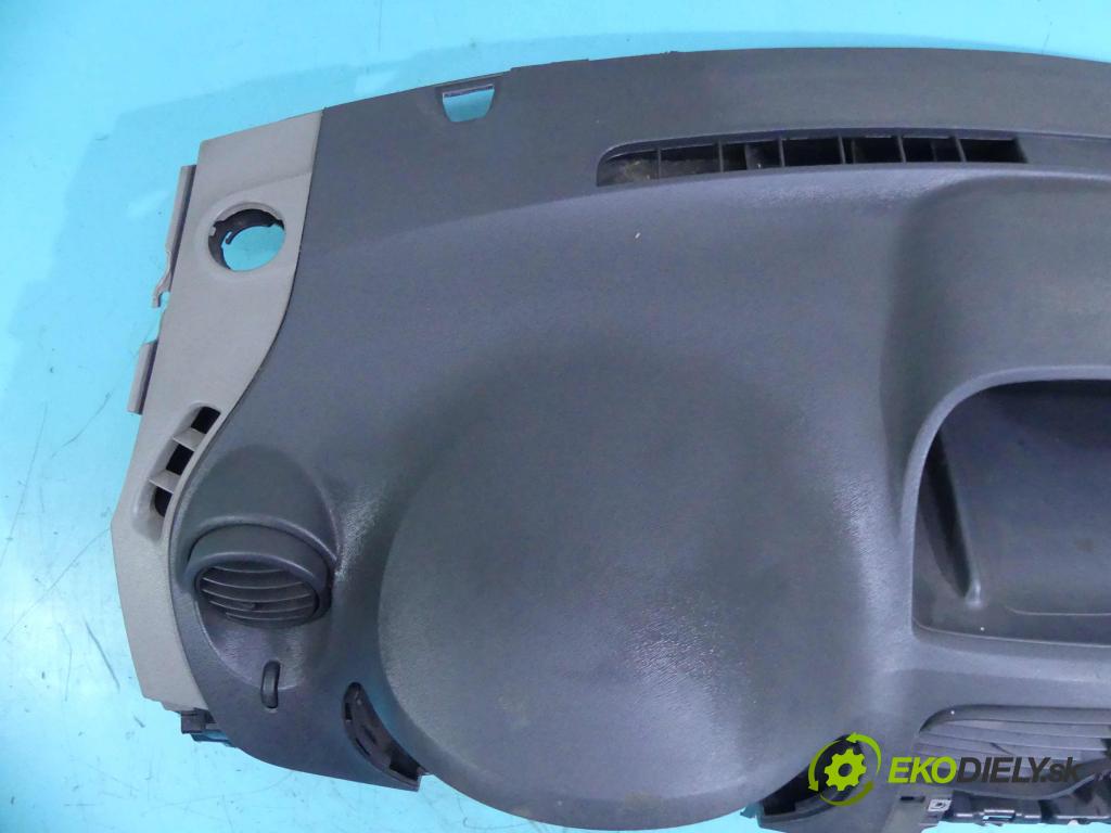 Renault Kangoo II 2008- 1.5 dci 86 HP manual 63 kW 1461 cm3 5- kokpit,pristrojová doska rozdeľovacia 8200964578
