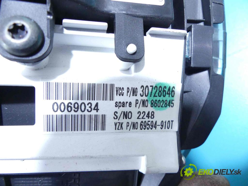 Volvo S40 II 2004-2012 2.5 T5 230 HP manual 169 kW 2521 cm3 4- prístrojovka/ budíky 30710072 (Prístrojové dosky, displeje)