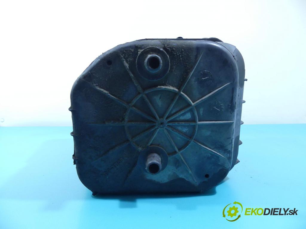 Alfa romeo 166 2.4 jtd 150 hp manual 110 kW 2387 cm3 4- obal filtra vzduchu 60608073 (Kryty filtrů)