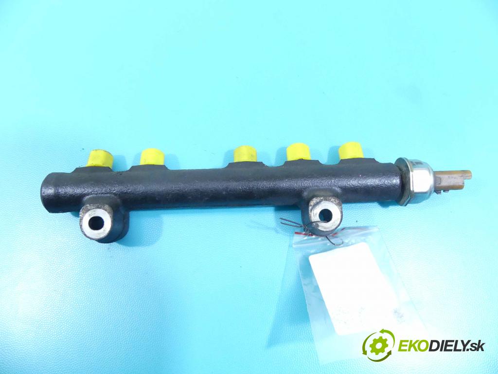 Peugeot Partner II 2008-2018 1.6 hdi 99 HP manual 73 kW 1560 cm3 5- lišta vstrekovacia 9804776780 (Vstrekovacie lišty)