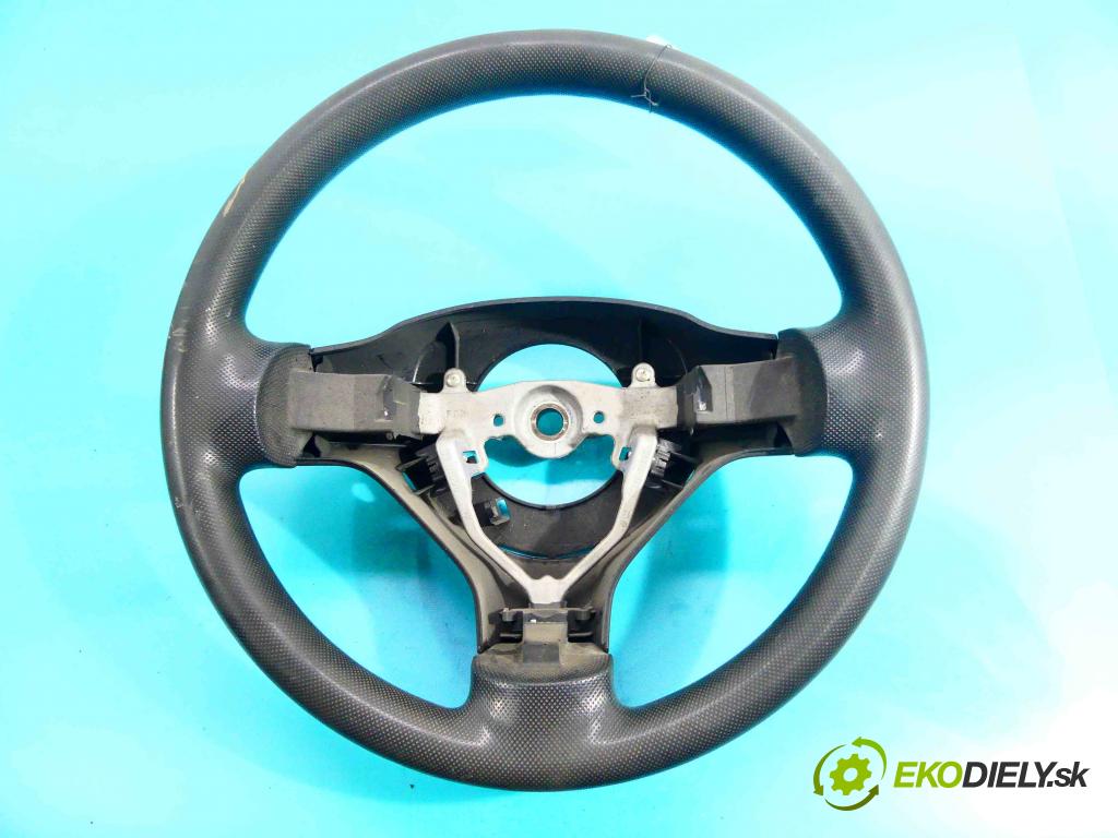 Peugeot 107 1.0 68 HP manual 50 kW 998 cm3 5- volant  (Volanty)