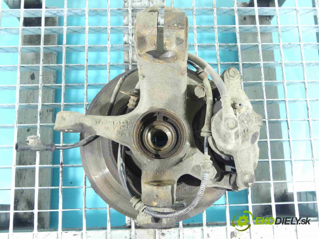 Peugeot 107 1.0 68 HP manual 50 kW 998 cm3 5- náboj ľavé  (Náboje)