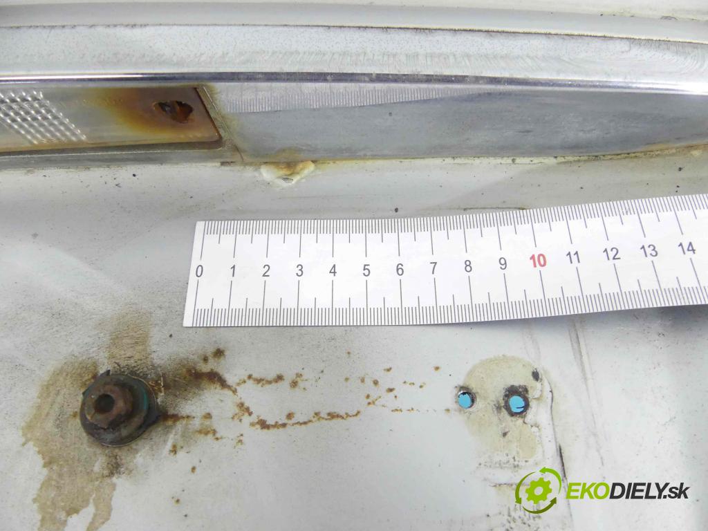 Daewoo Nubira II 1999-2003 1.6 16v 106 hp manual 77,8 kW 1598 cm3 4- zadní kufrové dveře  (Zadní kapoty)