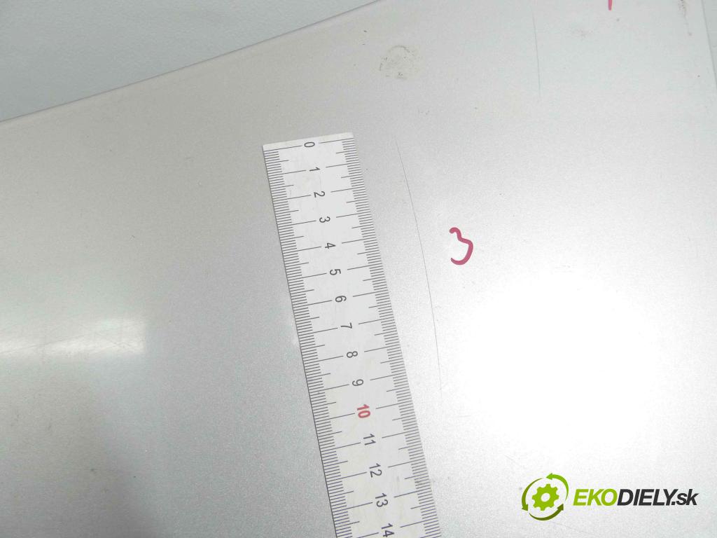 Daewoo Nubira II 1999-2003 1.6 16v 106 hp manual 77,8 kW 1598 cm3 4- zadní kufrové dveře  (Zadní kapoty)