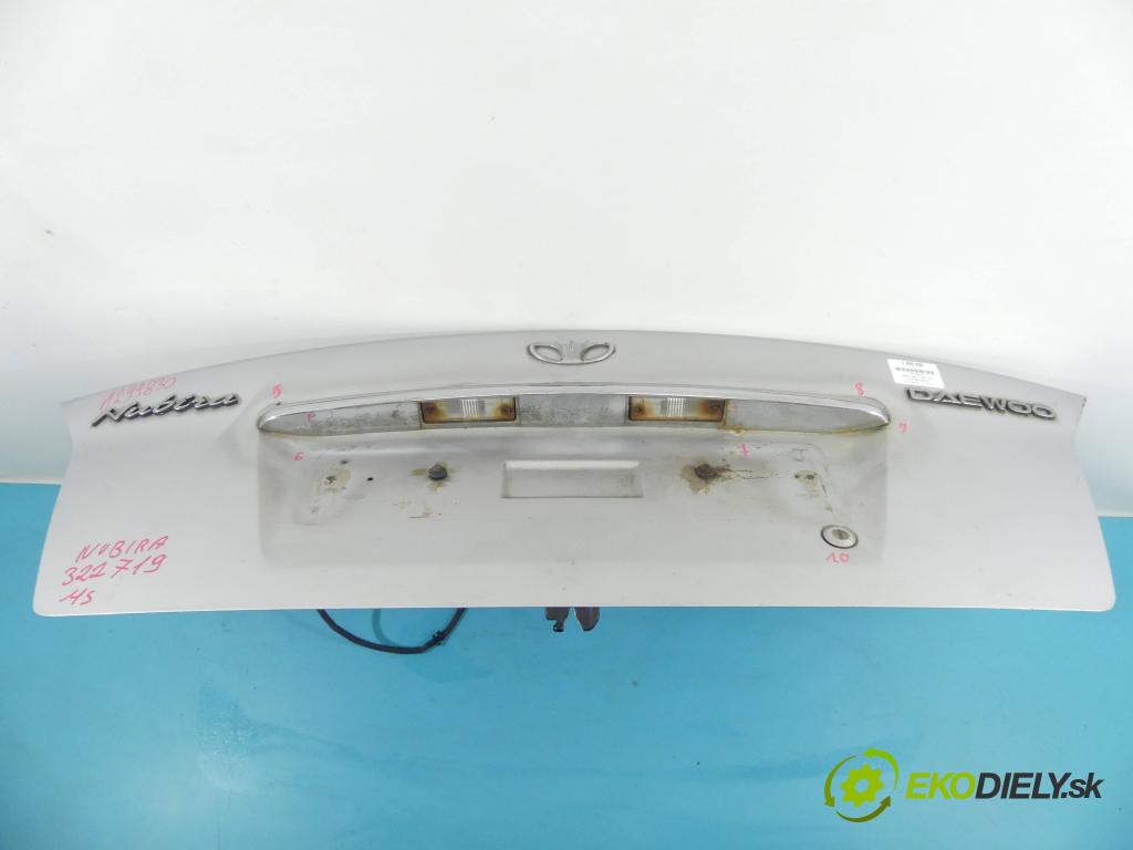 Daewoo Nubira II 1999-2003 1.6 16v 106 hp manual 77,8 kW 1598 cm3 4- zadní kufrové dveře  (Zadní kapoty)