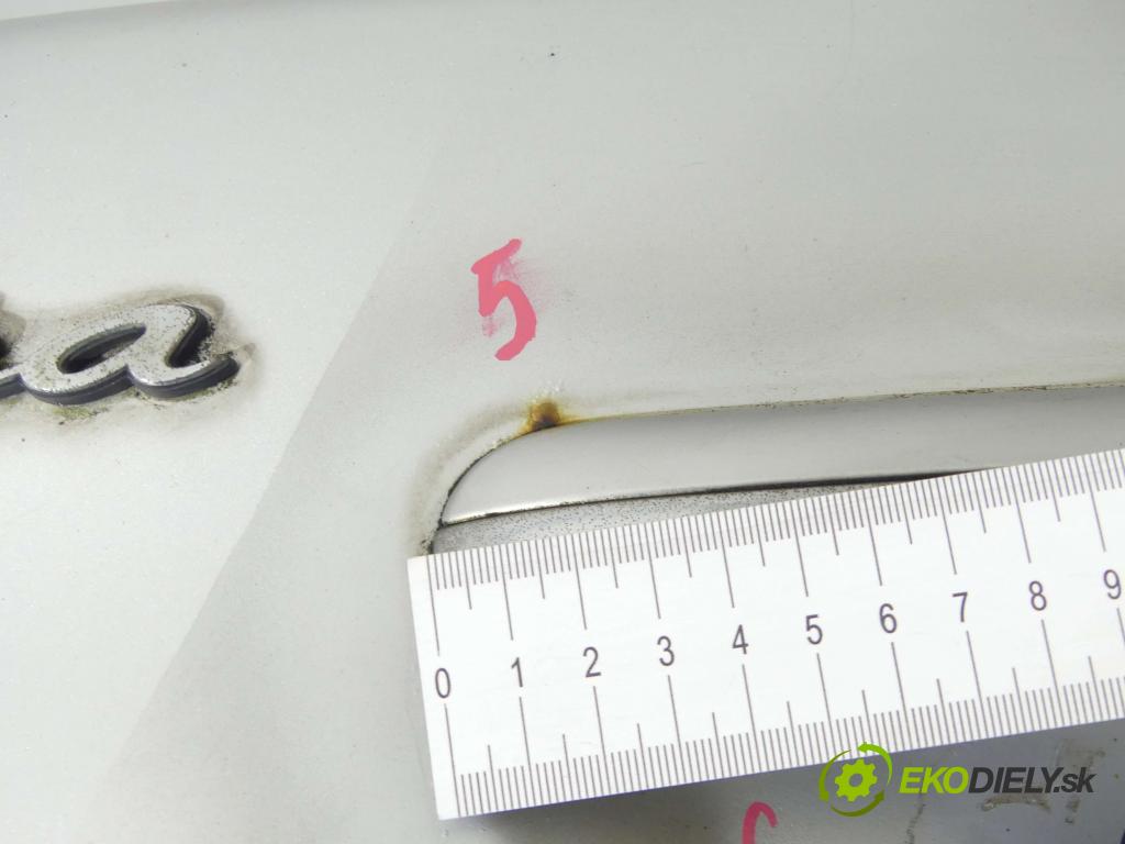 Daewoo Nubira II 1999-2003 1.6 16v 106 hp manual 77,8 kW 1598 cm3 4- zadní kufrové dveře  (Zadní kapoty)