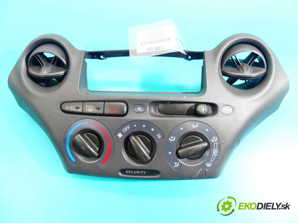 Toyota Yaris I 1999-2005 1.3 vvti 86 HP manual 63 kW 1299 cm3 5- panel kúrenia 758268-701D