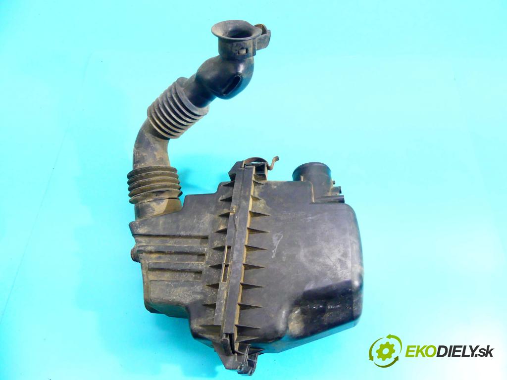 Toyota Yaris I 1999-2005 1.3 vvti 86 hp manual 63 kW 1299 cm3 5- obal filtra vzduchu 17701-21050 (Kryty filtrů)