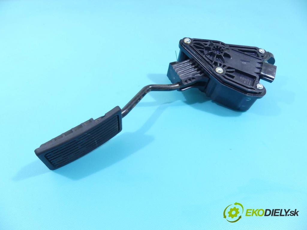 Honda CR-V III 2006-2011 2.2 i-DTEC: 150 HP manual 110 kW 2199 cm3 5- pedále JM14A (Pedále)