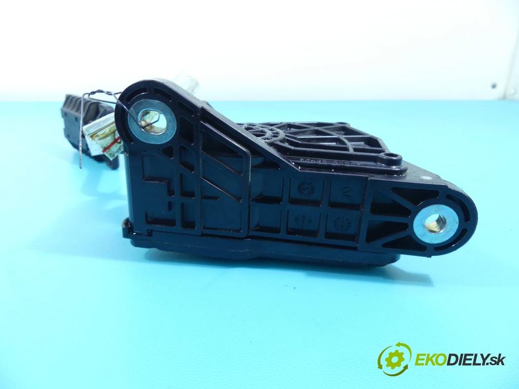 Honda CR-V III 2006-2011 2.2 i-DTEC: 150 HP manual 110 kW 2199 cm3 5- pedále JM14A (Pedále)