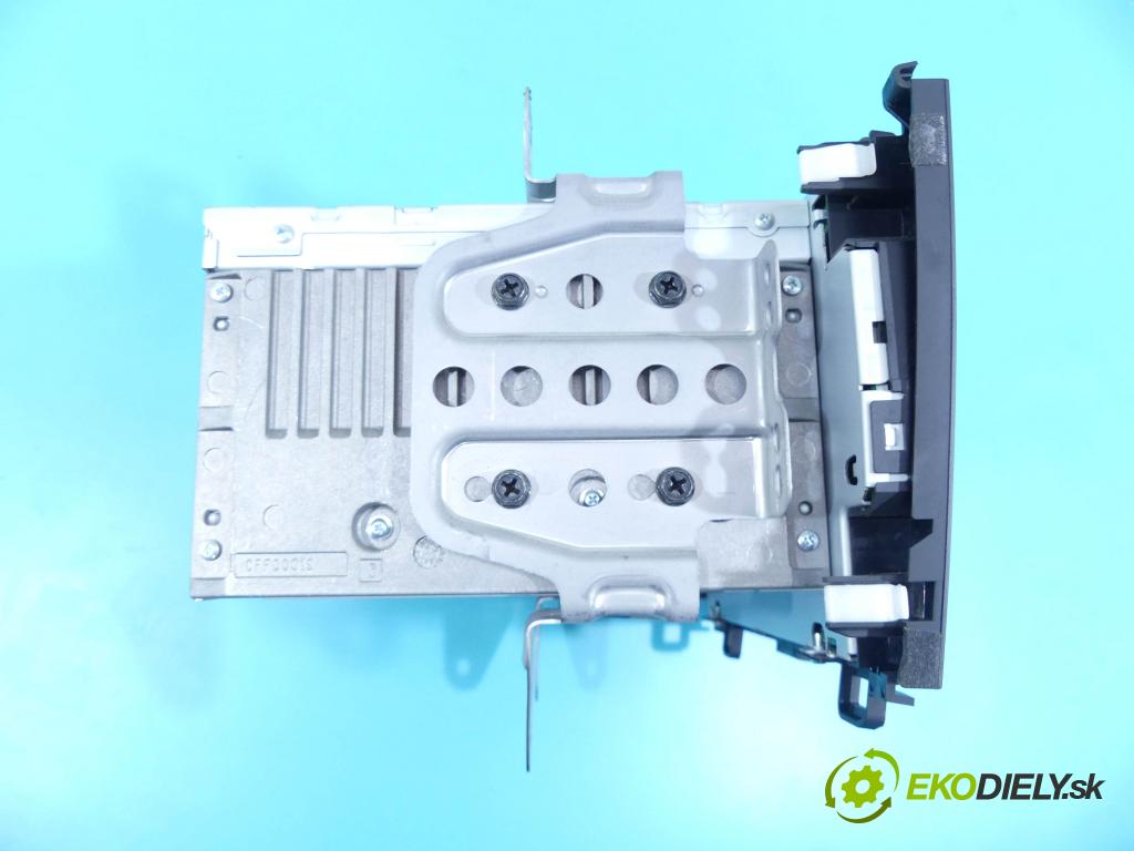 Honda CR-V III 2006-2011 2.2 i-DTEC: 150 HP manual 110 kW 2199 cm3 5- Radio originál 39100-SWA-G012-M1