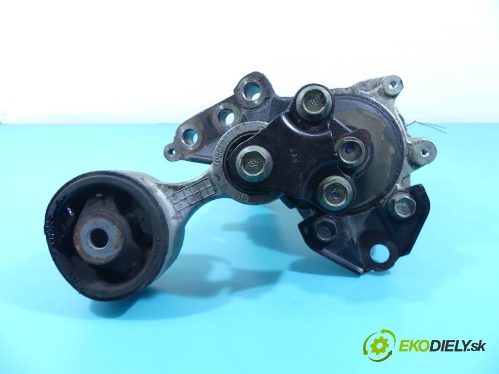 Honda CR-V III 2006-2011 2.2 i-DTEC: 150 HP manual 110 kW 2199 cm3 5- airbag motora  (Držiak motora)