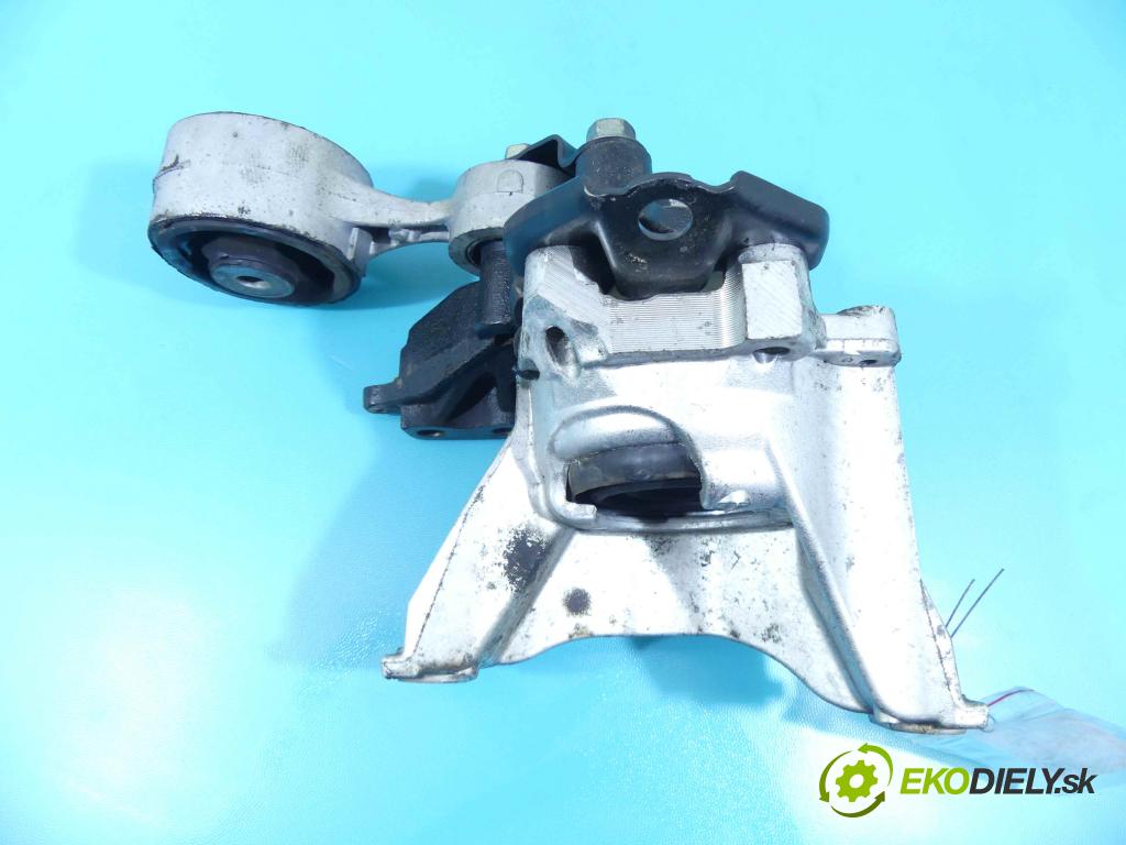 Honda CR-V III 2006-2011 2.2 i-DTEC: 150 HP manual 110 kW 2199 cm3 5- airbag motora  (Držiak motora)
