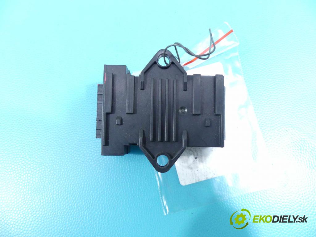 Suzuki Kizashi 2.4 16v 178HP: manual 131 kW 2393 cm3 4- modul riadiaca jednotka 85372-57L (Ostatné)