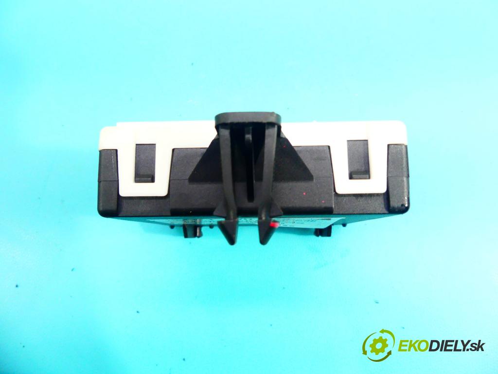 Mercedes GLC coupe X253 2015-2022 2.0 T 211KM automatic 155 kW 1991 cm3 5- modul riadiaca jednotka A2059000528 (Ostatné)