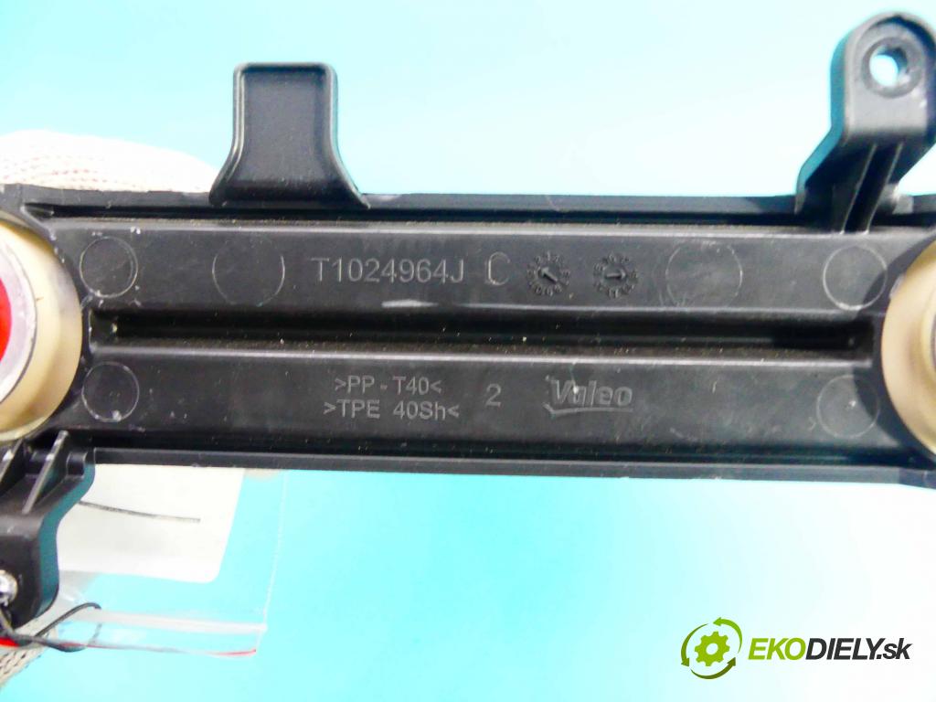 Mercedes GLC coupe X253 2015-2022 2.0 T 211KM automatic 155 kW 1991 cm3 5- radiátor T1024964JC (Radiátory topení)