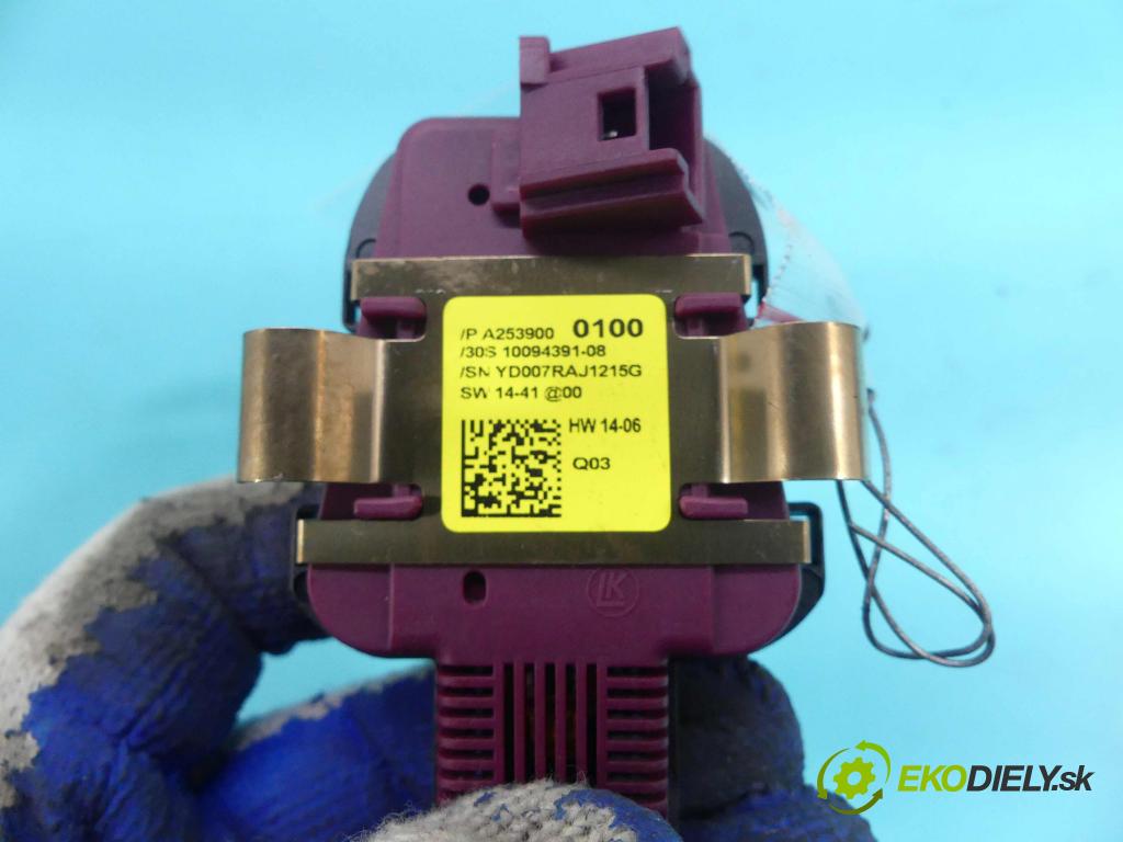 Mercedes GLC coupe X253 2015-2022 2.0 T 211KM automatic 155 kW 1991 cm3 5- snímač déšť: A2539000100 (Snímače dažďa)