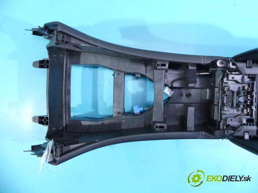 Mercedes GLC coupe X253 2015-2022 2.0 T 211KM automatic 155 kW 1991 cm3 5- operadlo  (Lakťové opierky)