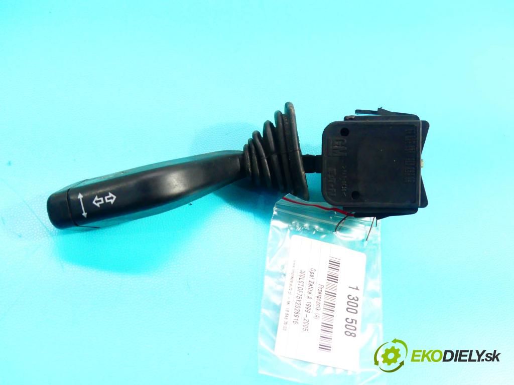 Opel Zafira A 1999-2005 2.0 dtl 82 HP manual 60 kW 1995 cm3 5- prepínač smeroviek 90560990 (Prepínacie páčky pod volantom)