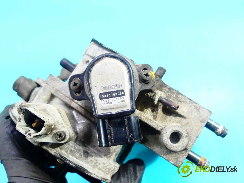 Suzuki Swift Mk5 1989-2004 1.0 53KM manual 39 kW 993 cm3 3- karburátor 13420-50G00 (Karburátory)