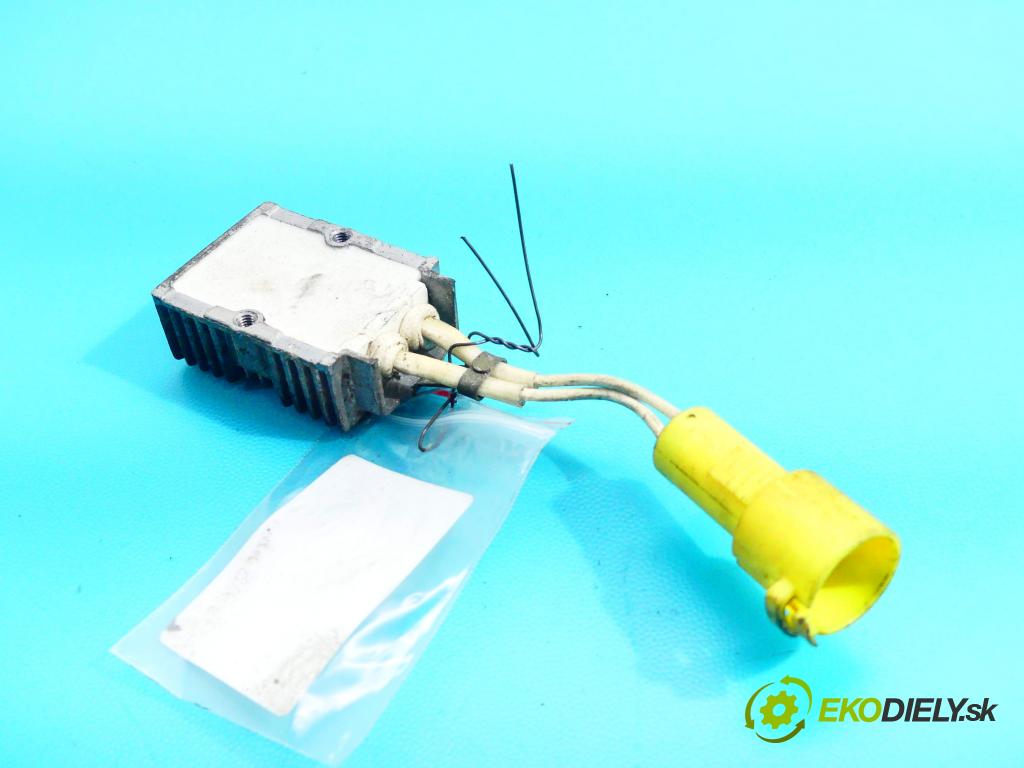 Suzuki Swift Mk5 1989-2004 1.0 53KM manual 39 kW 993 cm3 3- modul riadiaca jednotka 079960-0670 (Ostatné)