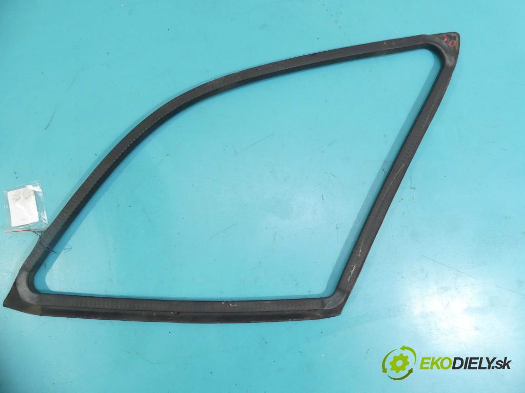 Mercedes ML W163 1997-2005 4.0 CDI V8 250 hp automatic 184 kW 3996 cm3 5- Těsnění: dveře zadní pravé  (Ostatní)