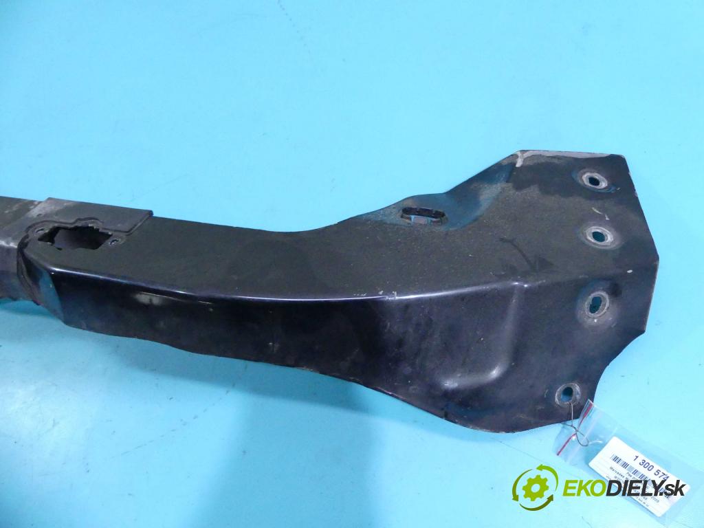 Mercedes ML W163 1997-2005 4.0 CDI V8 250 hp automatic 184 kW 3996 cm3 5- stěna přední  (Výztuhy přední)