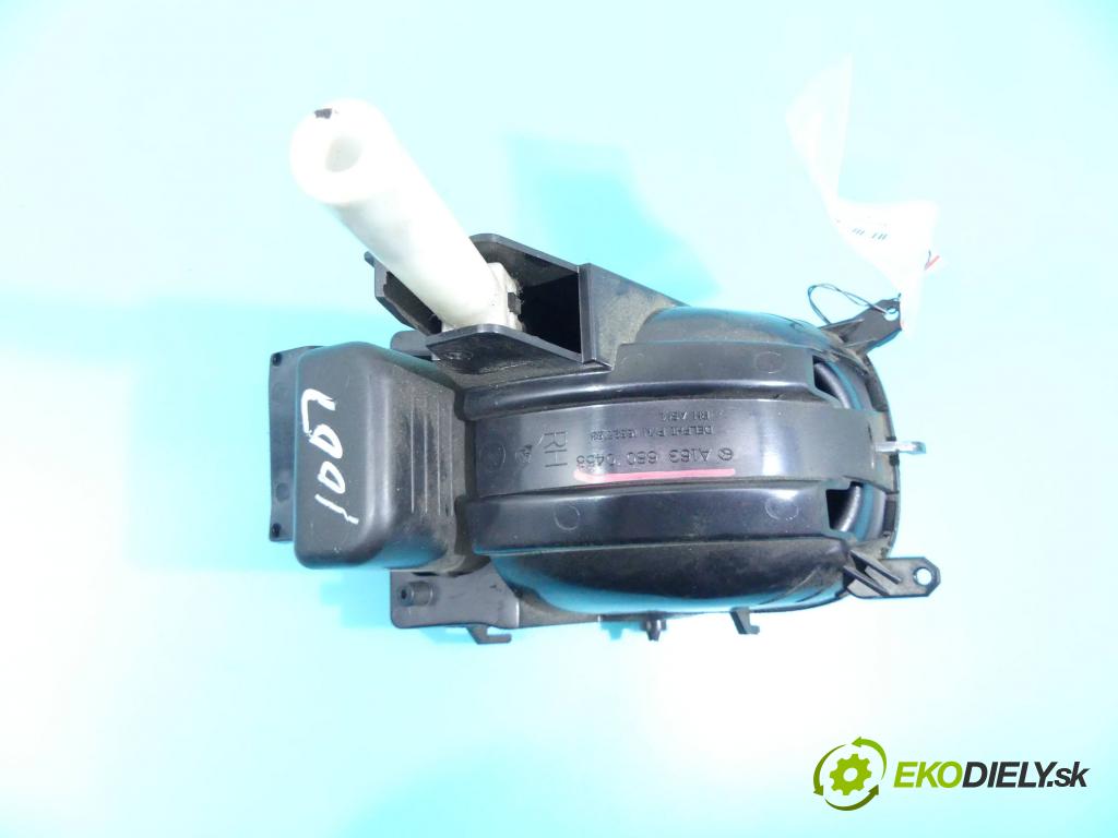 Mercedes ML W163 1997-2005 4.0 CDI V8 250 hp automatic 184 kW 3996 cm3 5- Rukojeť: na napoje: A1636800458 (Úchyty)