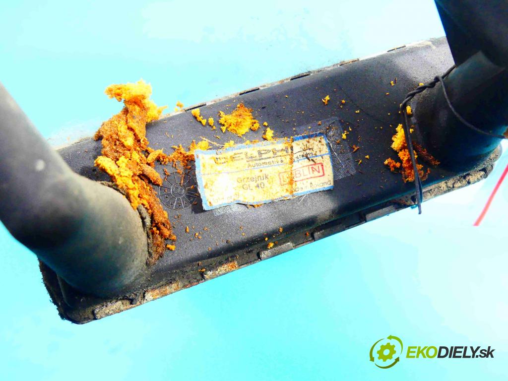 Fs lublin Lublin 2.4 TD 71 hp manual 52 kW 2417 cm3 5- radiátor  (Radiátory topení)