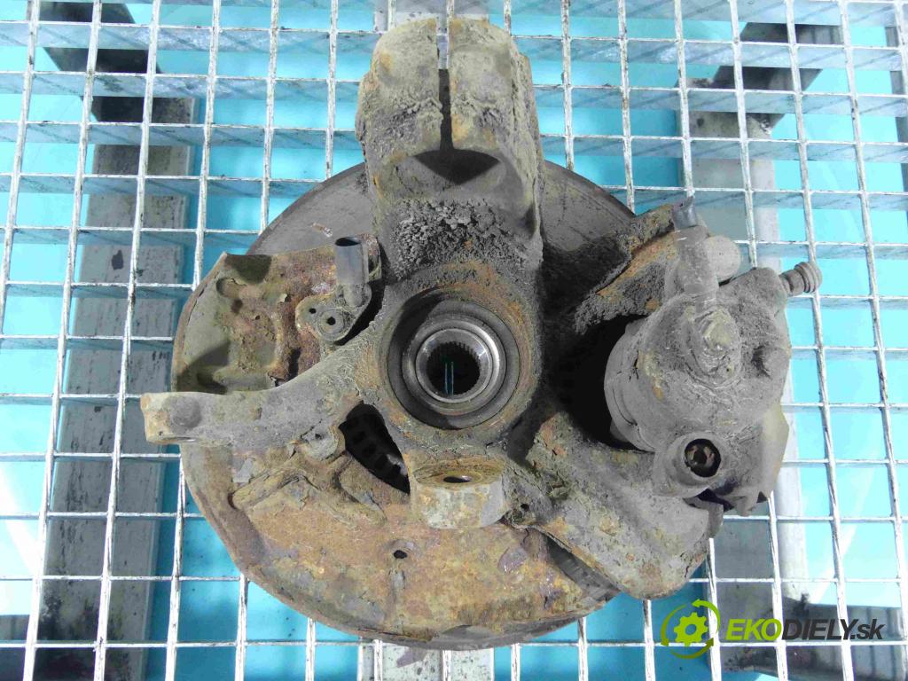 Seat Toledo II 1998-2004 1.8 20V 125 HP manual 92 kW 1781 cm3 4- náboj ľavé  (Náboje)