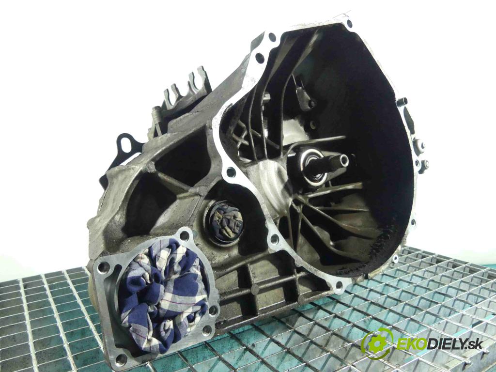 Honda CR-V III 2006-2011 2.2 i-DTEC: 150 HP manual 110 kW 2199 cm3 5- prevodovka stupeň,rýchlosť manual EYF0