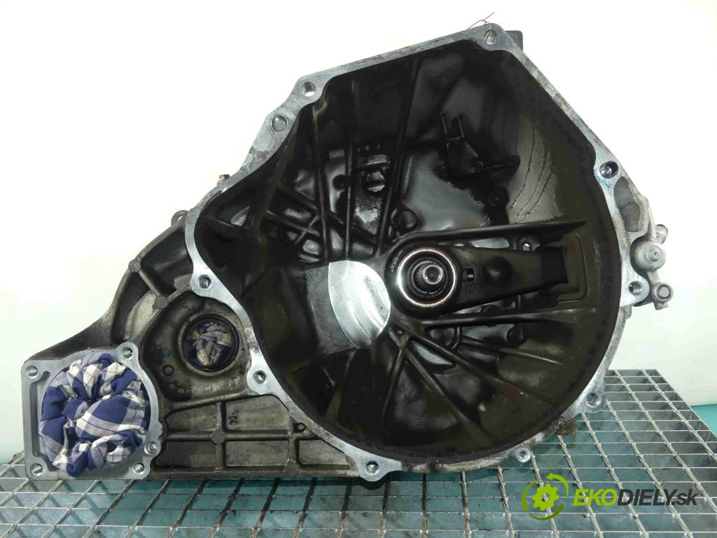 Honda CR-V III 2006-2011 2.2 i-DTEC: 150 HP manual 110 kW 2199 cm3 5- prevodovka stupeň,rýchlosť manual EYF0
