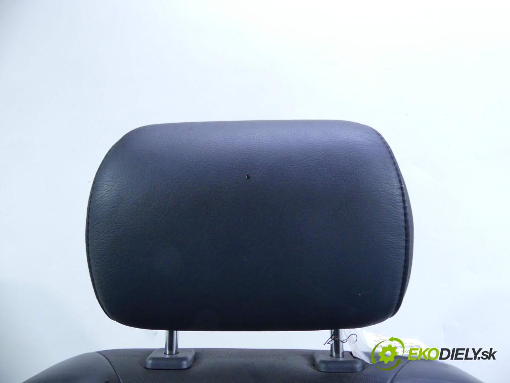 Mercedes ML W163 1997-2005 4.0 CDI V8 250 HP automatic 184 kW 3996 cm3 5- Sedačka pravý  (Sedačky, sedadlá)