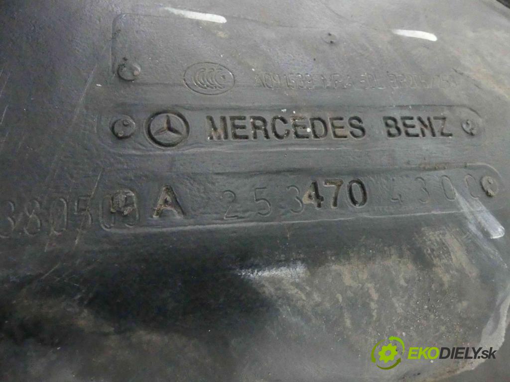 Mercedes GLC coupe X253 2015-2022 2.0 T 211KM automatic 155 kW 1991 cm3 5- Nádrž: palivo A2534704300 (Nádrže)