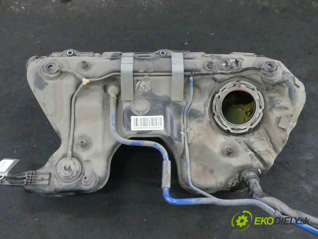 Mercedes GLC coupe X253 2015-2022 2.0 T 211KM automatic 155 kW 1991 cm3 5- Nádrž: palivo A2534704300 (Nádrže)