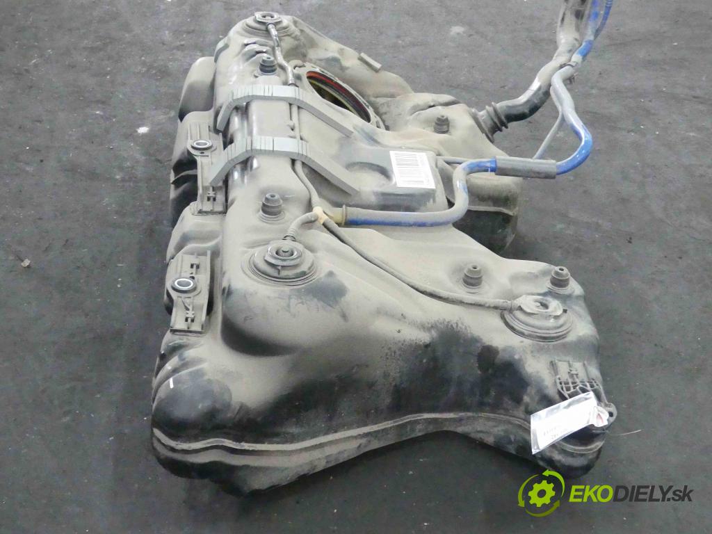 Mercedes GLC coupe X253 2015-2022 2.0 T 211KM automatic 155 kW 1991 cm3 5- Nádrž: palivo A2534704300 (Nádrže)